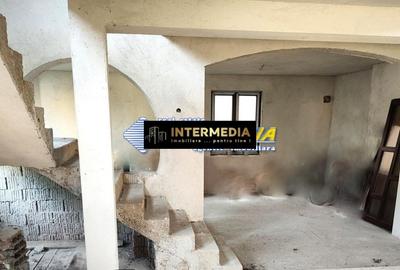Casă individuală cu 4 camere cu Teren 505 Mp în Cetate - 3