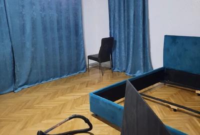 Apartament cu 3 camere decomandat în Grigorescu