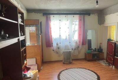 Casă individuală cu 3 camere cu Canalizare în Unirea - 11