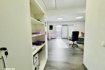 Casă cu 8 camere cu Teren 824 Mp în Central