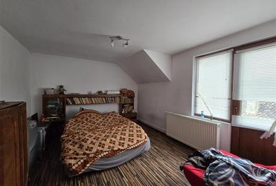 Casă individuală cu 8 camere cu Canalizare în Prejmer - 13
