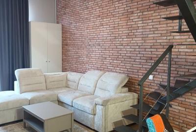 Apartament cu 3 camere decomandat în Central - 1