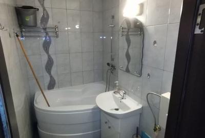 Apartament cu 2 camere decomandat în 1 Decembrie 1918 - 2