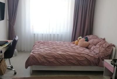 Casă cu 5 camere cu Teren 2200 Mp în Cotești - 2