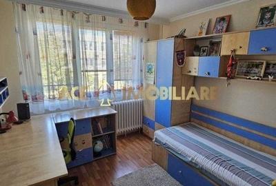 Apartament cu 4 camere în Central