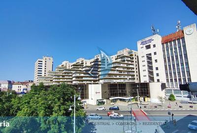 Apartament cu 4 camere în Central