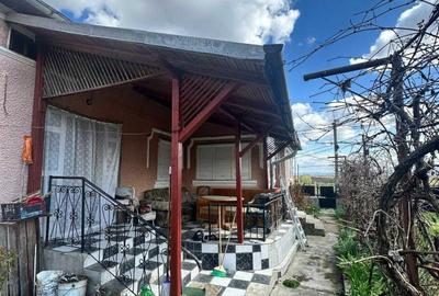 Casă cu 4 camere în Cuzdrioara - 5