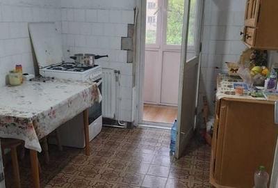 Apartament cu 3 camere în Ultracentral