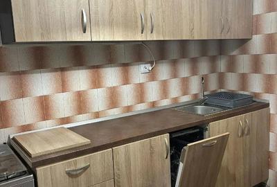 Apartament cu 2 camere decomandat în Vitan