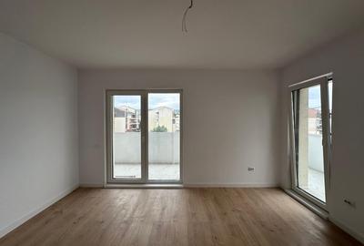 Apartament cu 3 camere semidecomandat în Florești - 3