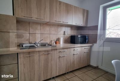 Apartament cu 3 camere decomandat în Nufărul