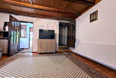 Casă cu 4 camere în Râșca - 11