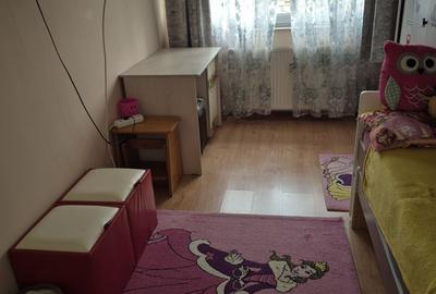 Apartament cu 2 camere decomandat în Nufărul - 8