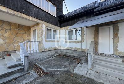 Casă individuală cu 7 camere cu Teren 920 Mp în Periferie - 2