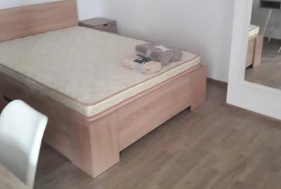 Apartament cu 2 camere semidecomandat în Baza 3 - 1