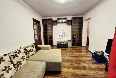 Apartament cu 4 camere semidecomandat, mobilat în Tomis III