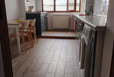 Apartament cu 3 camere decomandat în Hipodrom - 4