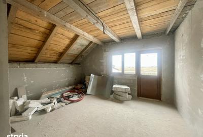 Casă cu 4 camere cu Teren 600 Mp în Central