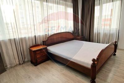 Apartament cu 3 camere decomandat în UTA