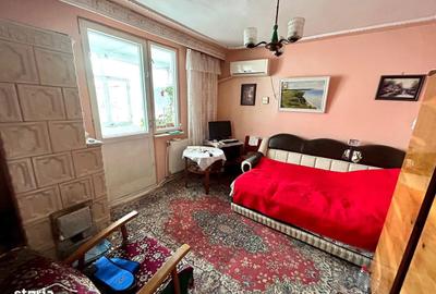 Apartament cu 3 camere decomandat în Central - 1