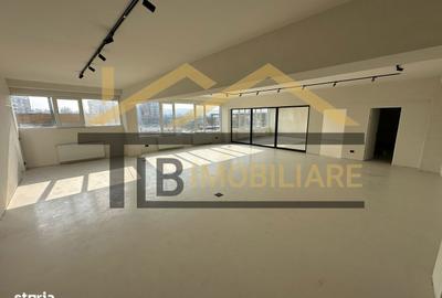 Spațiu comercial, de 130 mp, în Libertății - 2