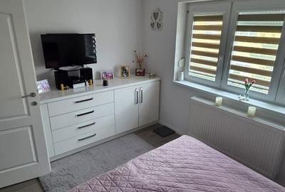 Apartament cu 3 camere în Micro 16 - 6