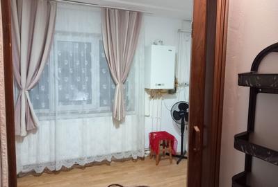 Garsonieră decomandată în Central - 1