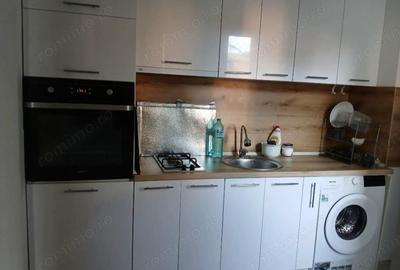 Garsonieră decomandată în Astra