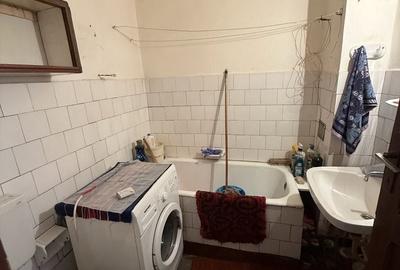 Casă individuală cu 3 camere cu Canalizare în Central - 5