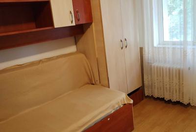 Apartament decomandat în Nicolina