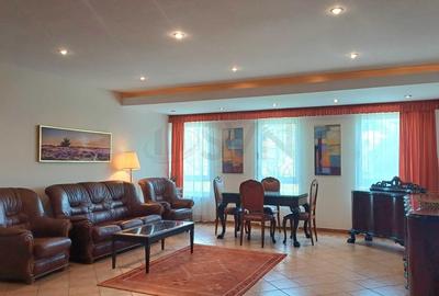 Apartament cu 4 camere decomandat, mobilat în Batistei