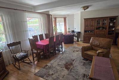 Casă cu 4 camere cu Teren 280 Mp în Central - 5