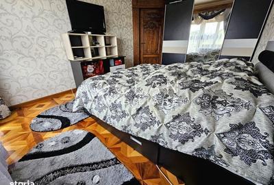 Casă cu 4 camere în Calea Poplăcii