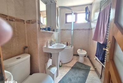 Apartament cu 3 camere semidecomandat în Letea - 6
