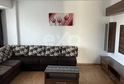 Apartament cu 3 camere semidecomandat, mobilat în Bună Ziua