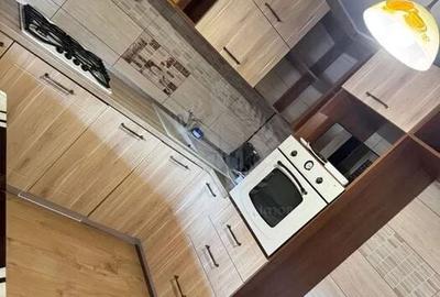 Casă cu 4 camere cu Teren 510 Mp în Păulești - 1