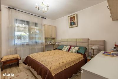 Casă cu 4 camere în Central