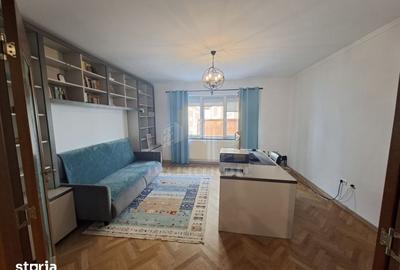 Casă cu 5 camere cu Teren 189 Mp în Schei