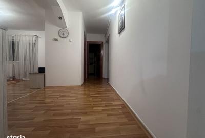 Apartament cu 3 camere decomandat în Micro 5 - 7