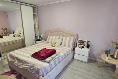 Casă cu 5 camere cu Canalizare în Brătianu - 13