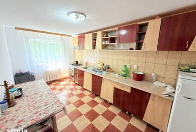 Casă cu 4 camere cu Teren 870 Mp în Central - 10