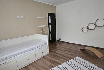 Casă cu 3 camere cu Teren 300 Mp în Central