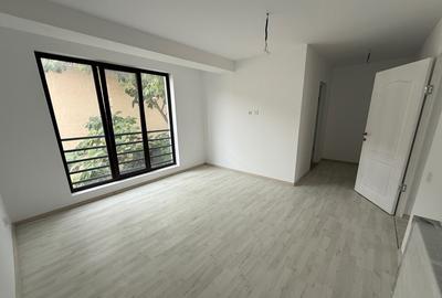 Triplex bine compartimentat, 5 camere si loc de parcare - 32