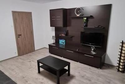 Garsonieră decomandată în Titan - 6