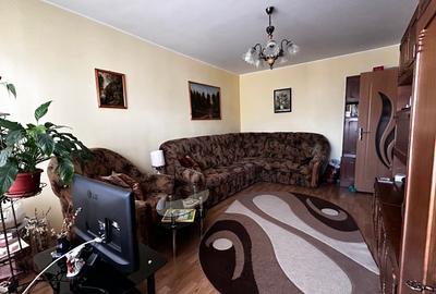 Apartament 2 camere, decomandat, mobilat, etaj 3/4, Calea Republicii, Bacau - 2