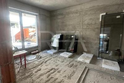 Apartament cu 3 camere semidecomandat în Central - 6