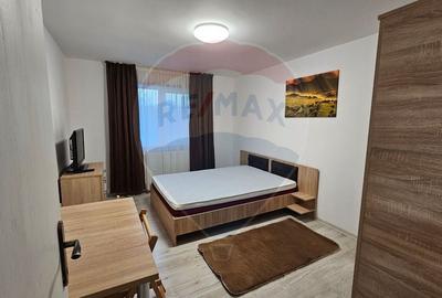 Apartament cu 1 camere decomandat, mobilat în 1 Mai - 1