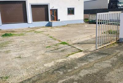 Hala intrare Frumoasa de inchiriat