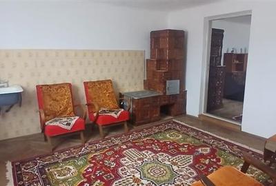 Casa 6 camere de vanzare Pucioasa 441 mp teren - 7