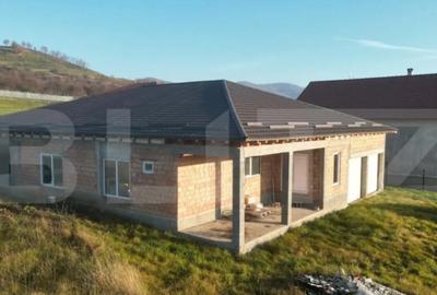 Casă cu 4 camere cu Teren 1500 Mp în Central - 8